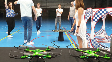 Dronefun-Focus-op-fun-en-team Dronefun-Leer-vliegen-met-drones EVENT-3 (1) TEAMBUILDING-3